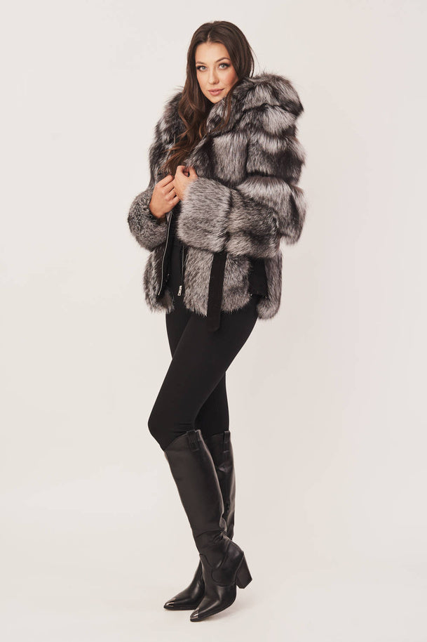 MANTEAU EN FOURRURE DE RENARD ARGENTÉ